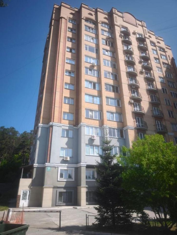1-комн квартира Лесосечная, 18