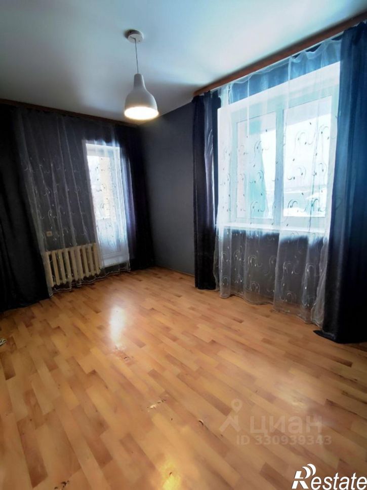 3-комн квартира ул Грибоедова, 117,  д. 117