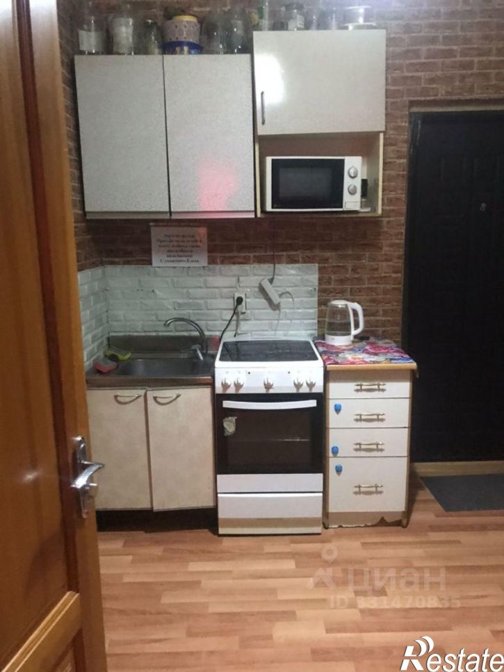 Комната ул Виктора Шевелева, 32,  д. 32