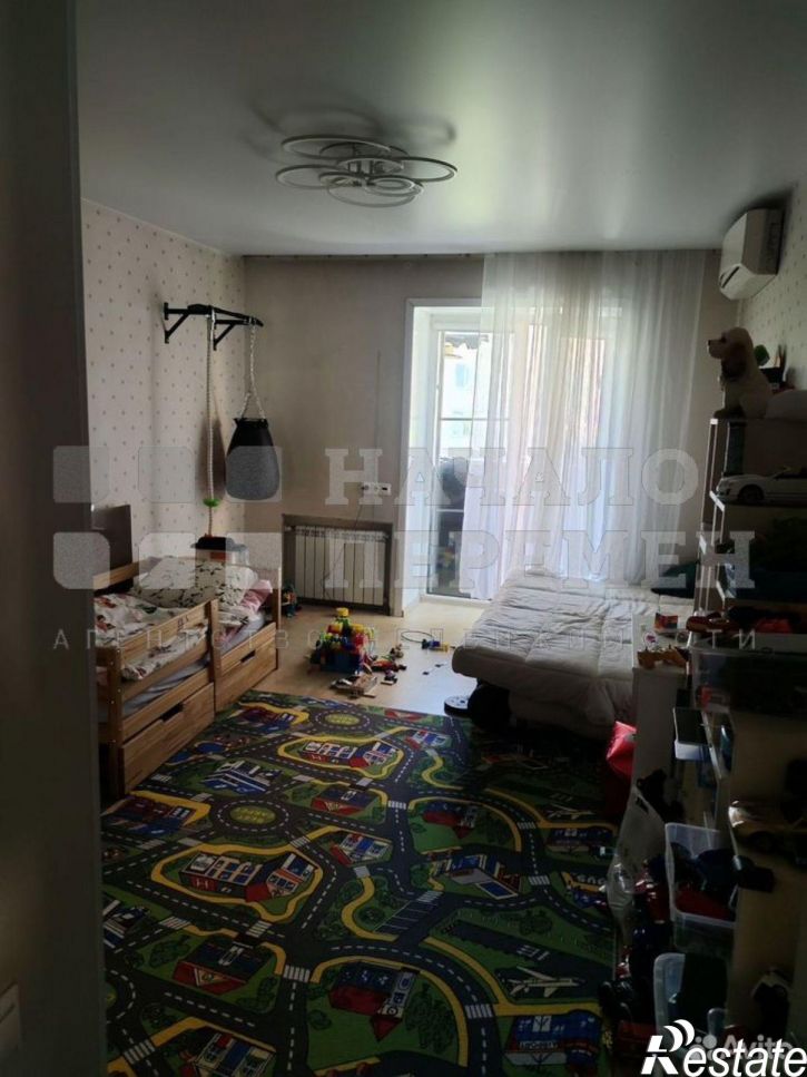 3-комн квартира Стартовая ул, 4