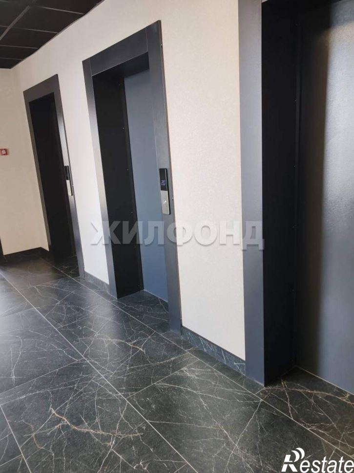 3-комн квартира Тюленина улица, д.3