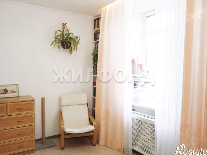 Комната Авиастроителей улица, д.6
