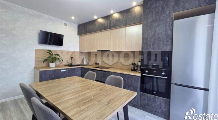 3-комн квартира Василия Клевцова улица, д.1