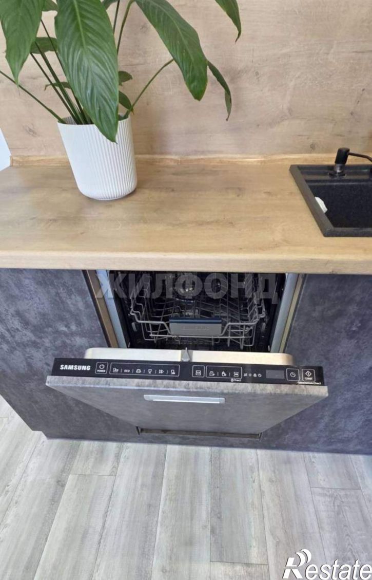 3-комн квартира Василия Клевцова улица, д.1