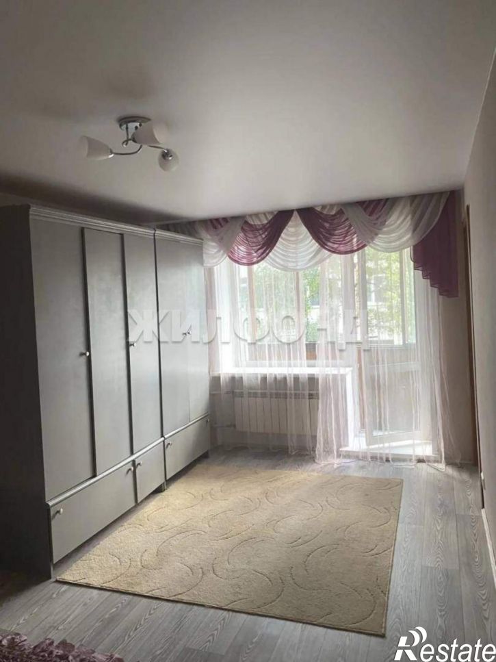2-комн квартира Красный проспект, д.70