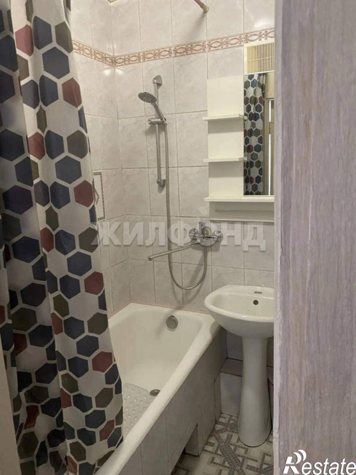 2-комн квартира Красный проспект, д.70