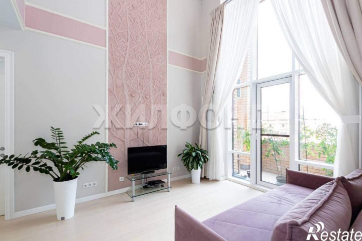 3-комн квартира Молодежи бульвар, д.38