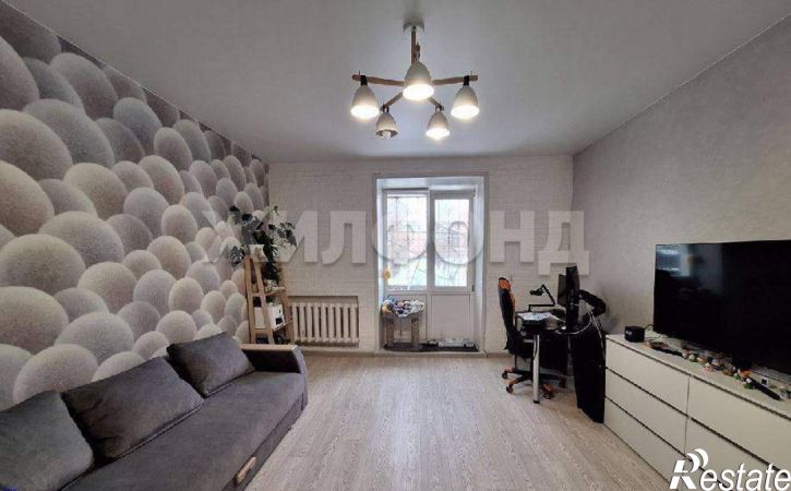 3-комн квартира Учительская улица, д.33