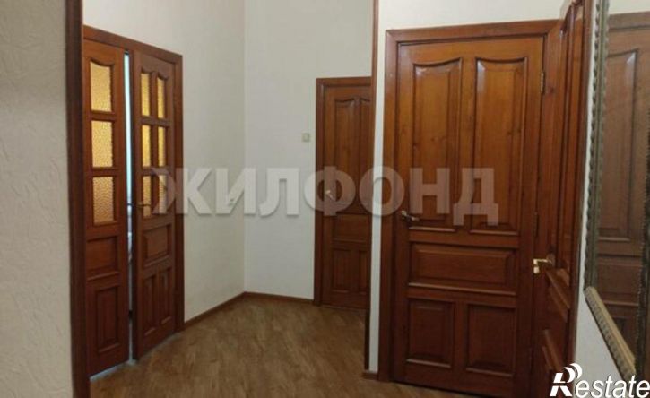3-комн квартира ул Выборная, 103/2,  д. 103/2