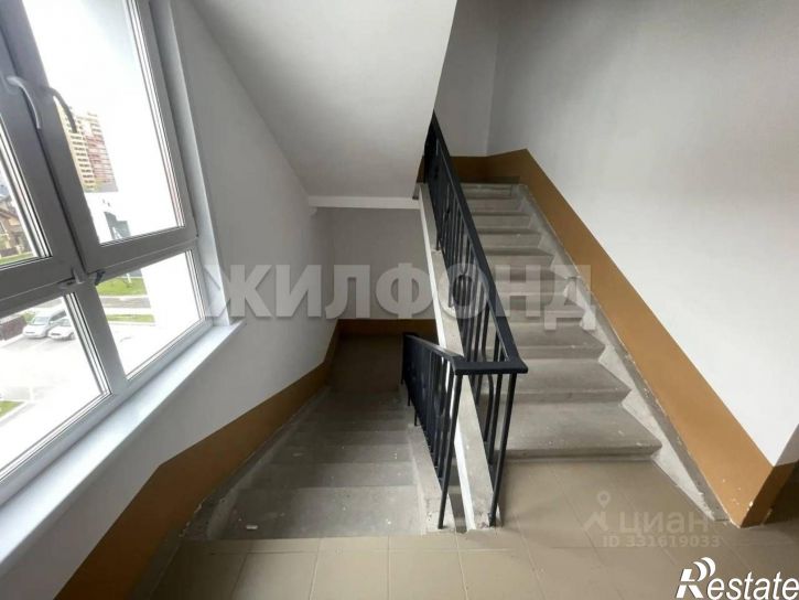 3-комн квартира ул Клеверная, 6,  д. 6