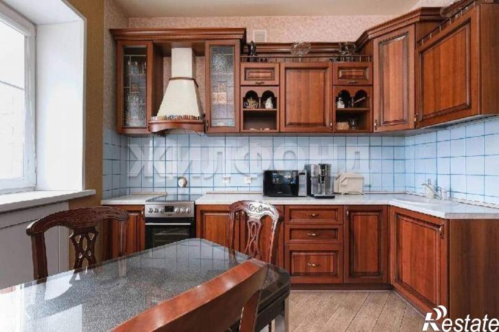 4-комн квартира Народная улица, д.26
