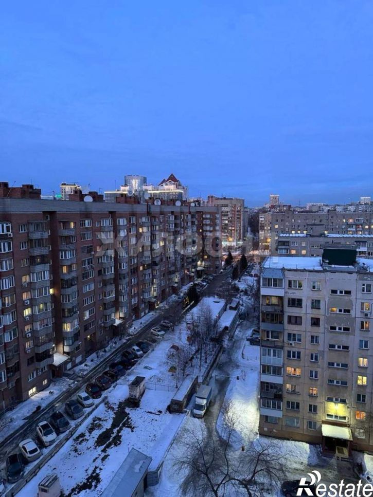 3-комн квартира Галущака улица, д.17