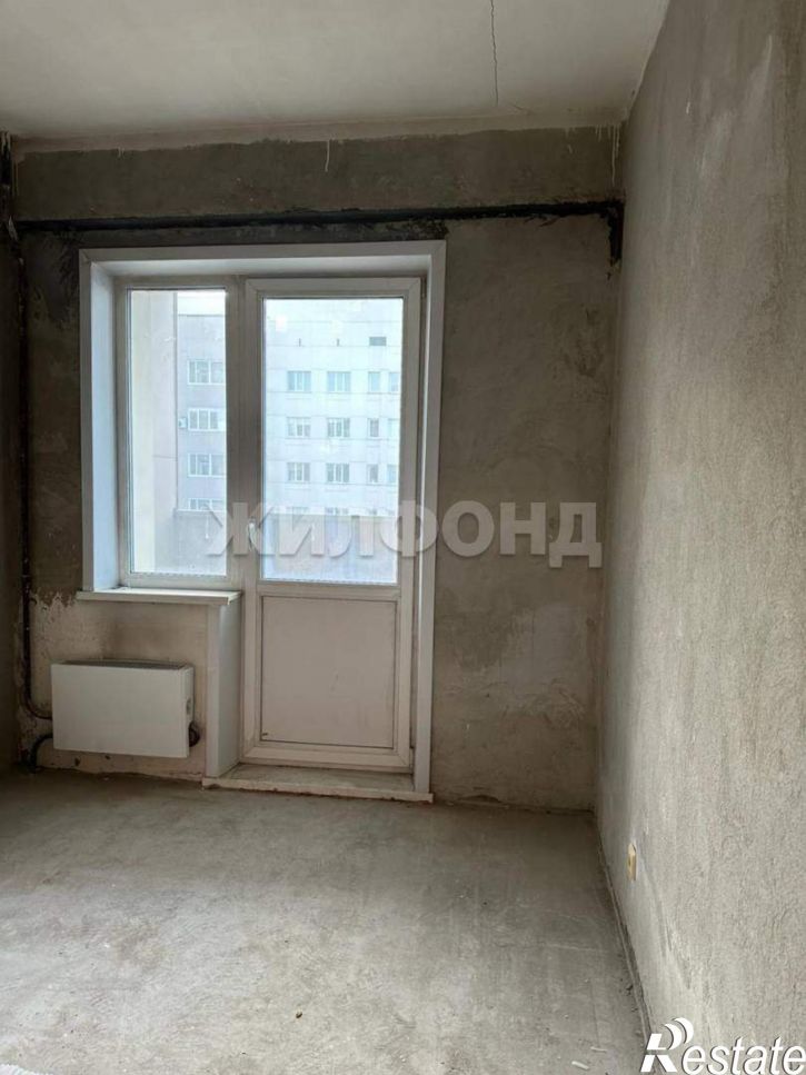 3-комн квартира Галущака улица, д.17