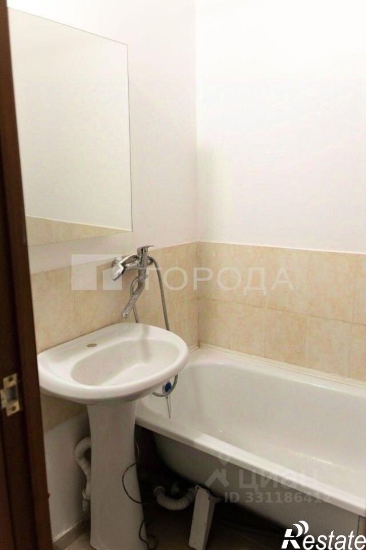 1-комн квартира ул Титова, 240/1,  д. 240/1