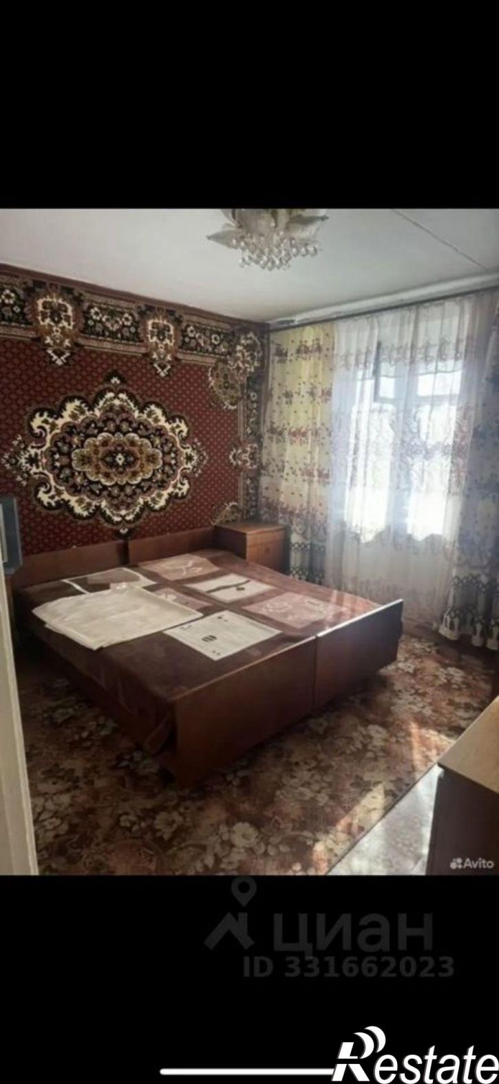 3-комн квартира ул Петухова, 32,  д. 32