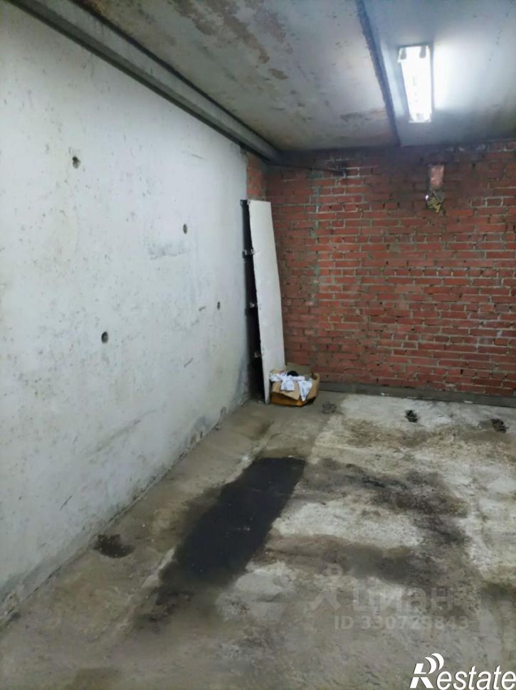 Гараж/парковка ул Кошурникова, 21,  д. 21