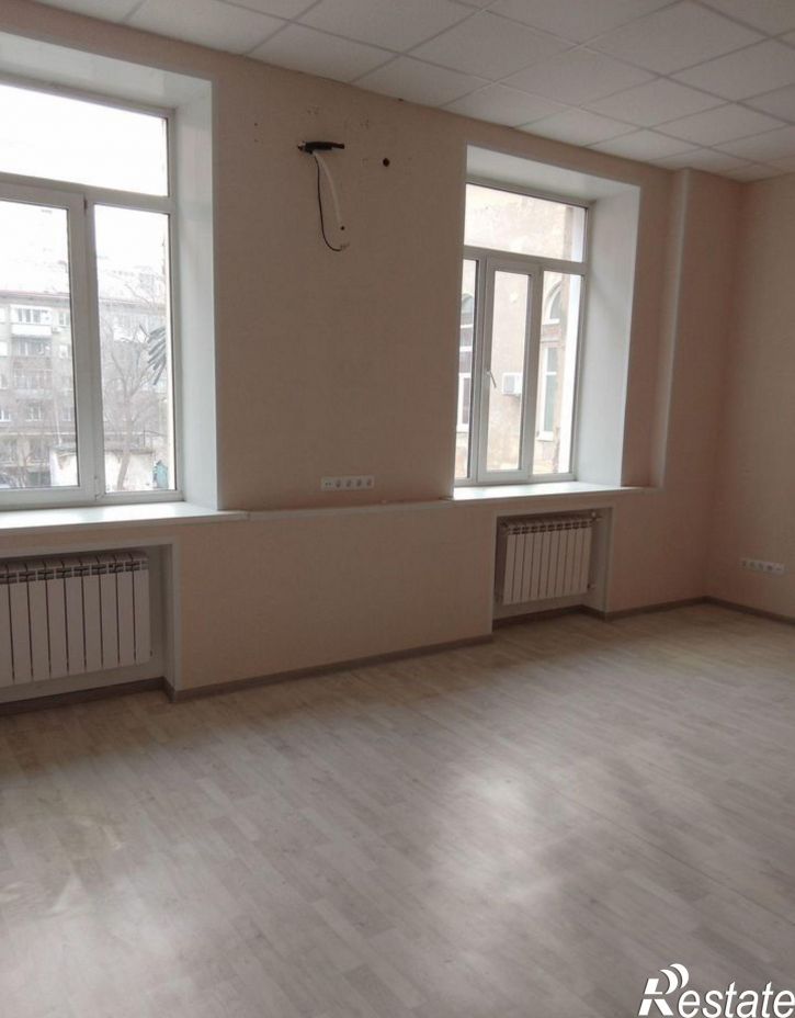 Офис Красный пр-кт, 82,  д. 82