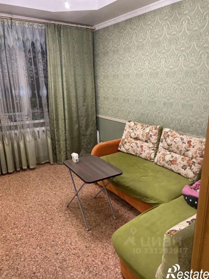 2-комн квартира ул Лаврова, 1,  д. 1