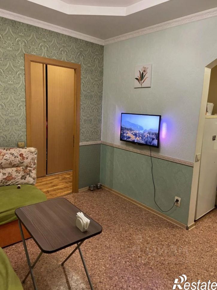 2-комн квартира ул Лаврова, 1,  д. 1