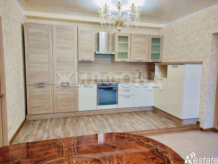 3-комн квартира Красный пр-кт, 11,  д. 11
