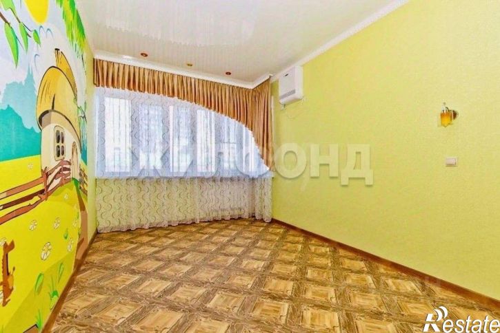 3-комн квартира Красный пр-кт, 11,  д. 11