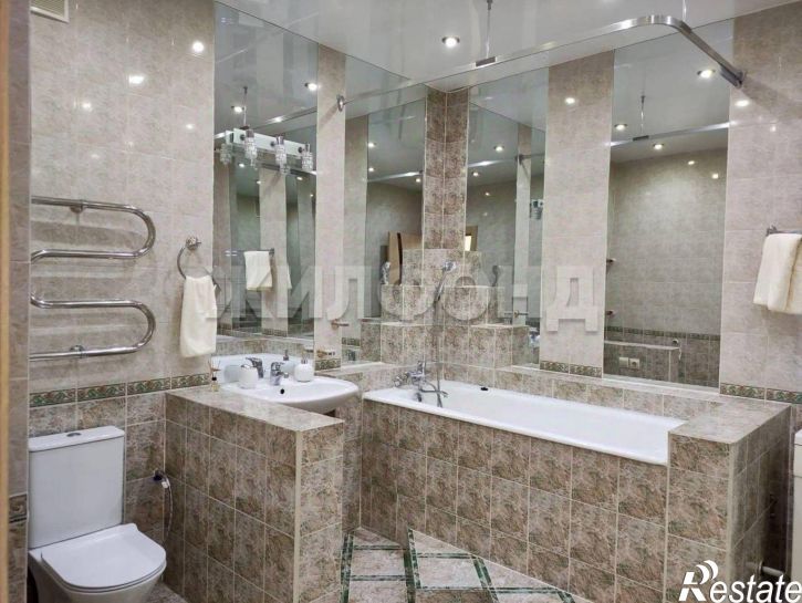 3-комн квартира Красный пр-кт, 11,  д. 11