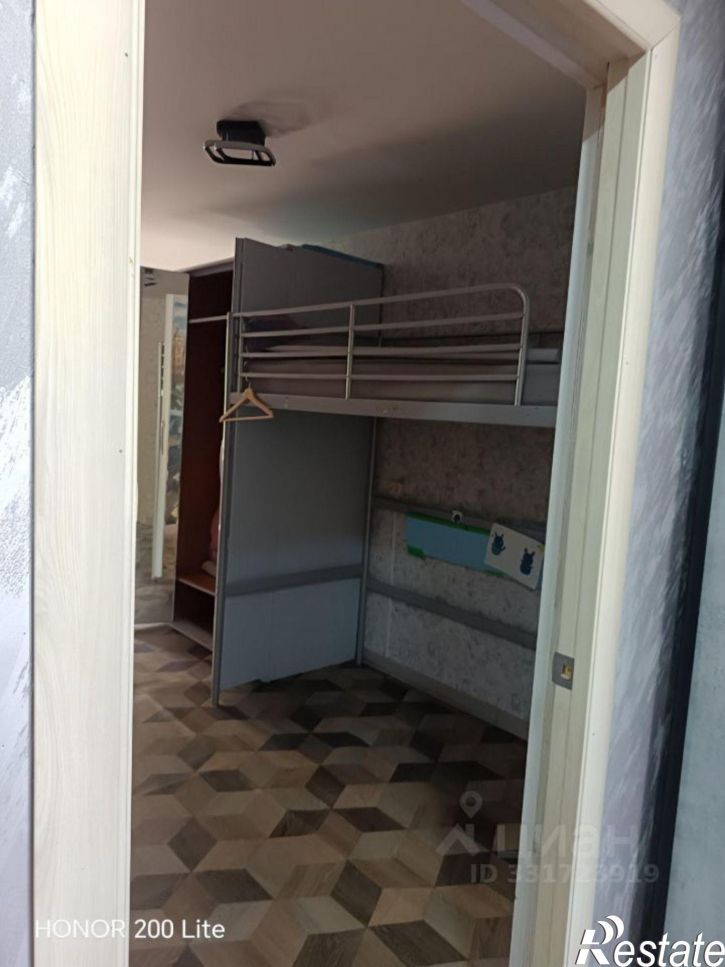 3-комн квартира ул Зорге, 60,  д. 60