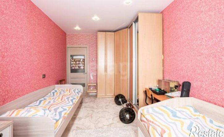 3-комн квартира ул Гребенщикова, 12,  д. 12