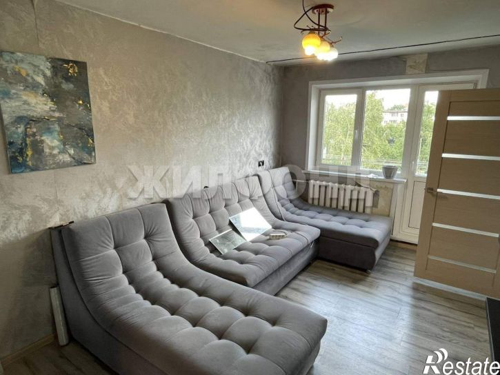 4-комн квартира Челюскинцев улица, д.12