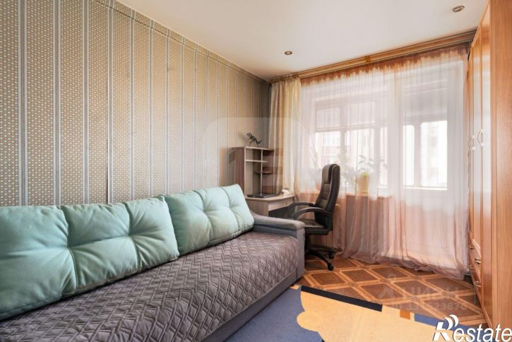 4-комн квартира ул Ленинградская, 273,  д. 273