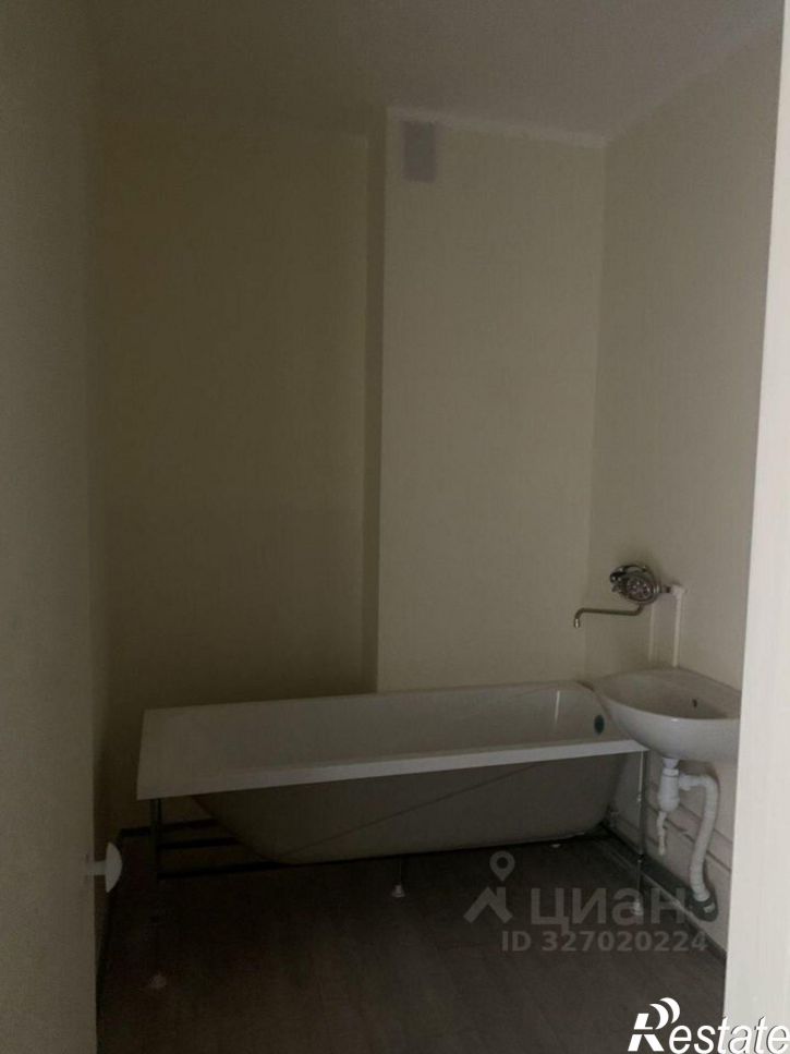 3-комн квартира ул Николая Сотникова, 36,  д. 36