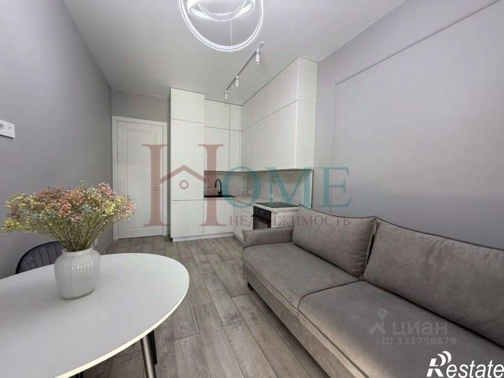 2-комн квартира Красный пр-кт, 220,  д. 220