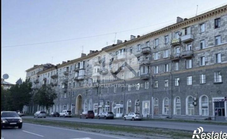 3-комн квартира пр-кт Дзержинского, 81,  д. 81