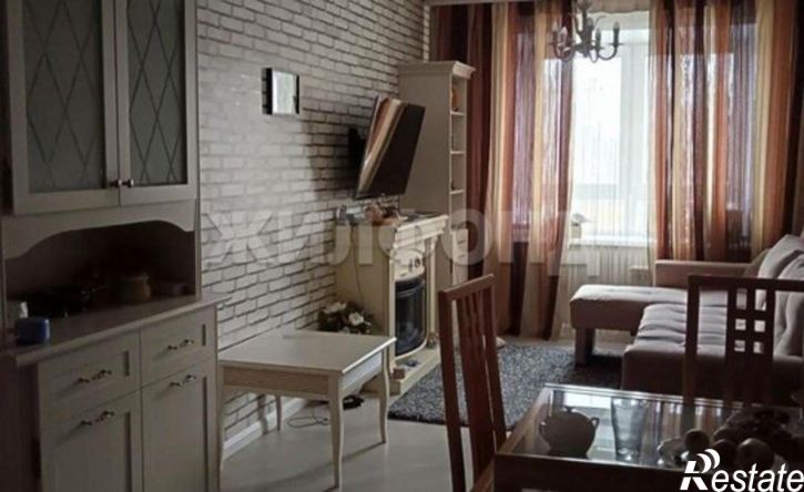 3-комн квартира ул Тополевая, 27/1,  д. 27/1