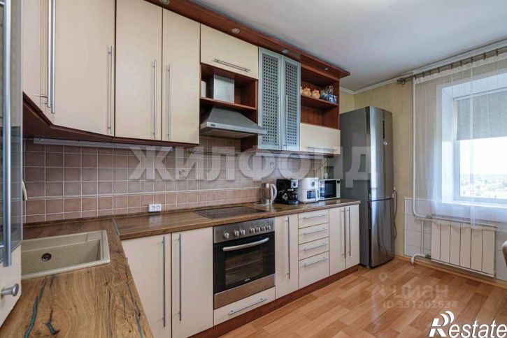 3-комн квартира ул Троллейная, 37,  д. 37