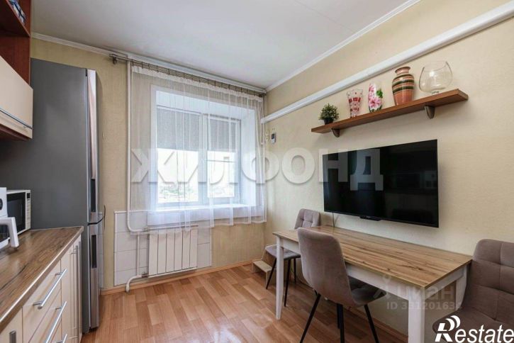 3-комн квартира ул Троллейная, 37,  д. 37