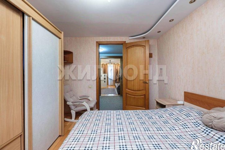 3-комн квартира ул Троллейная, 37,  д. 37