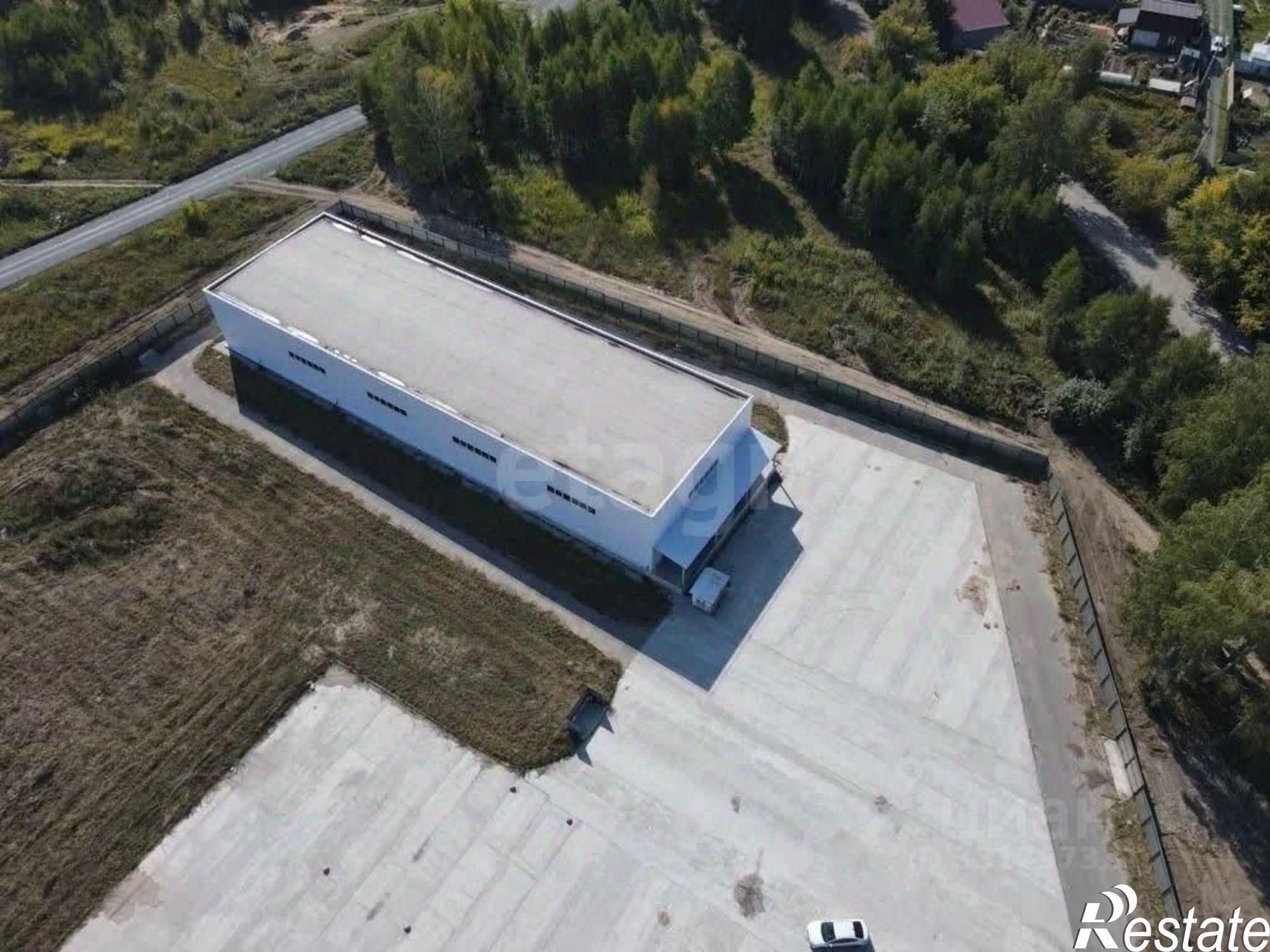 Купить складское помещение за 249 842 000 рублей
