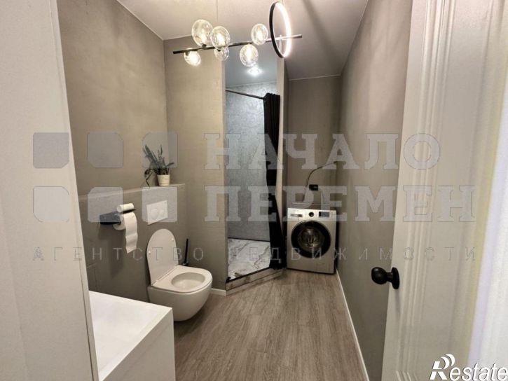 2-комн квартира Коминтерна ул, 89