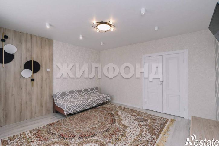 4-комн квартира В.Высоцкого улица, д.3