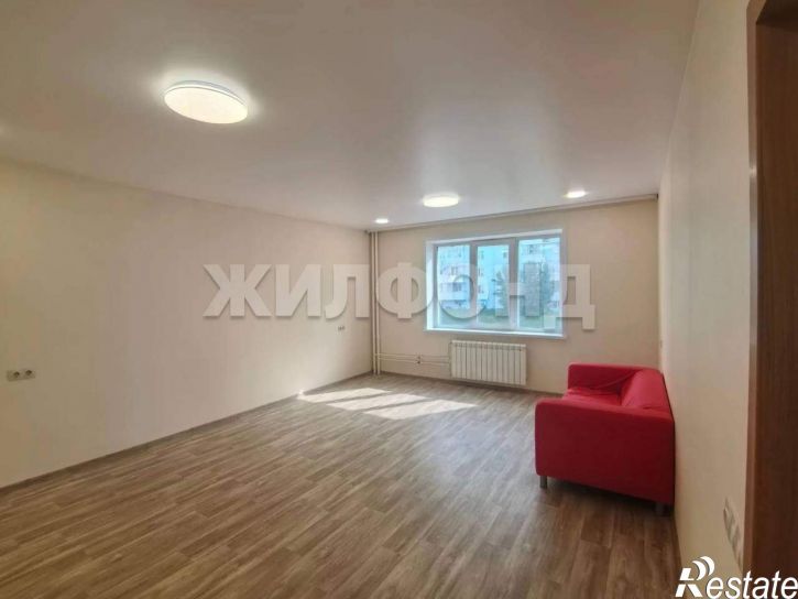 2-комн квартира Виталия Потылицына улица, д.7
