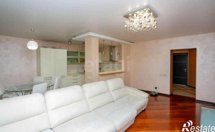 4-комн квартира ул Вертковская, 38,  д. 38