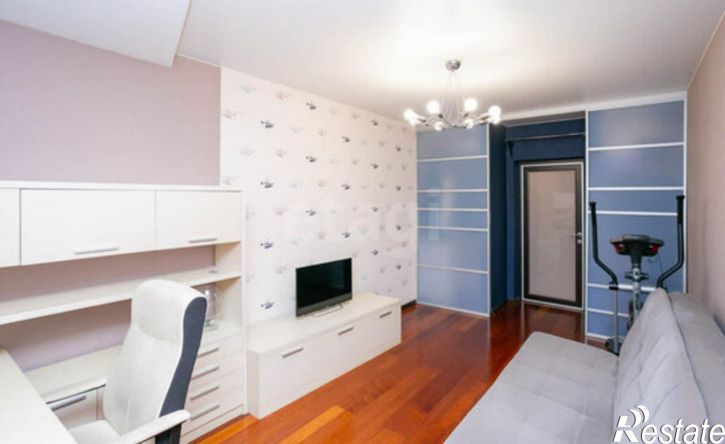 4-комн квартира ул Вертковская, 38,  д. 38