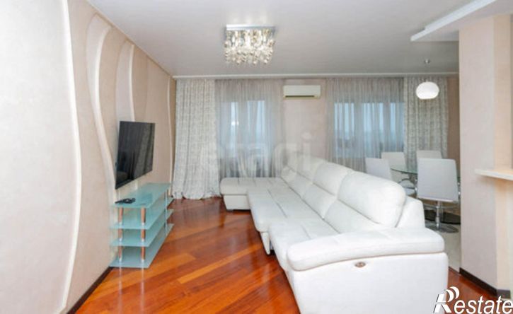 4-комн квартира ул Вертковская, 38,  д. 38