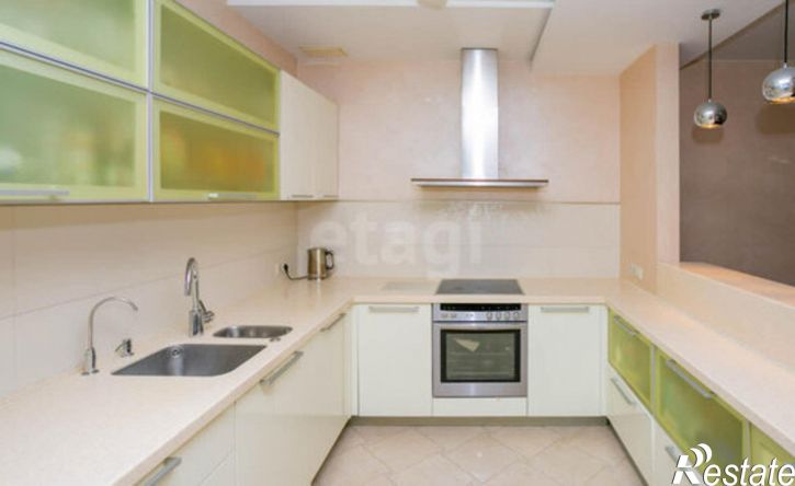 4-комн квартира ул Вертковская, 38,  д. 38