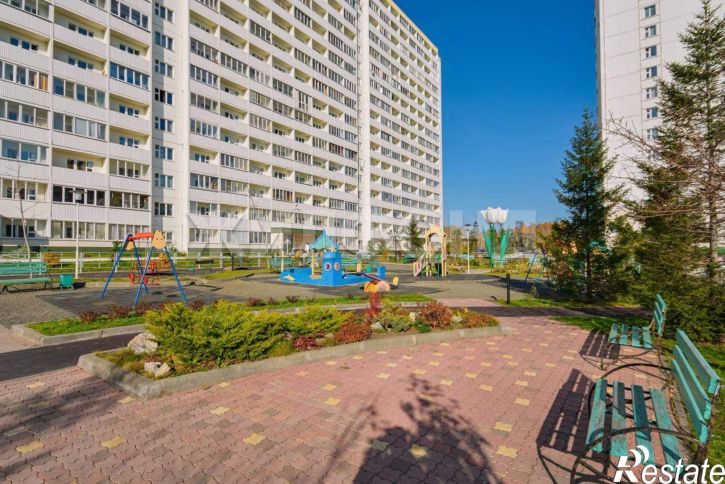 2-комн квартира Виктора Уса улица, д.4