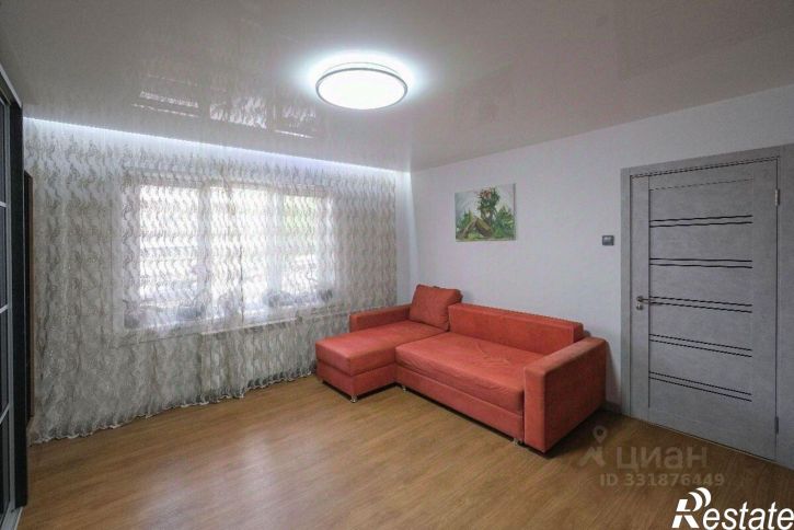3-комн квартира ул Есенина, 8/1,  д. 8/1