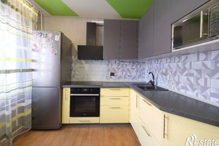3-комн квартира ул Есенина, 8/1,  д. 8/1