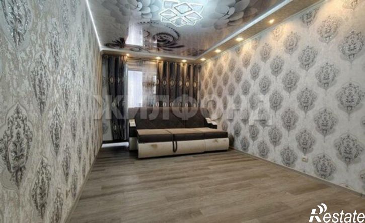 3-комн квартира ул Сибиряков-Гвардейцев, 53/7,  д. 53/7