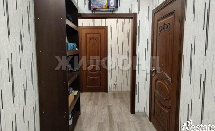 3-комн квартира ул Сибиряков-Гвардейцев, 53/7,  д. 53/7